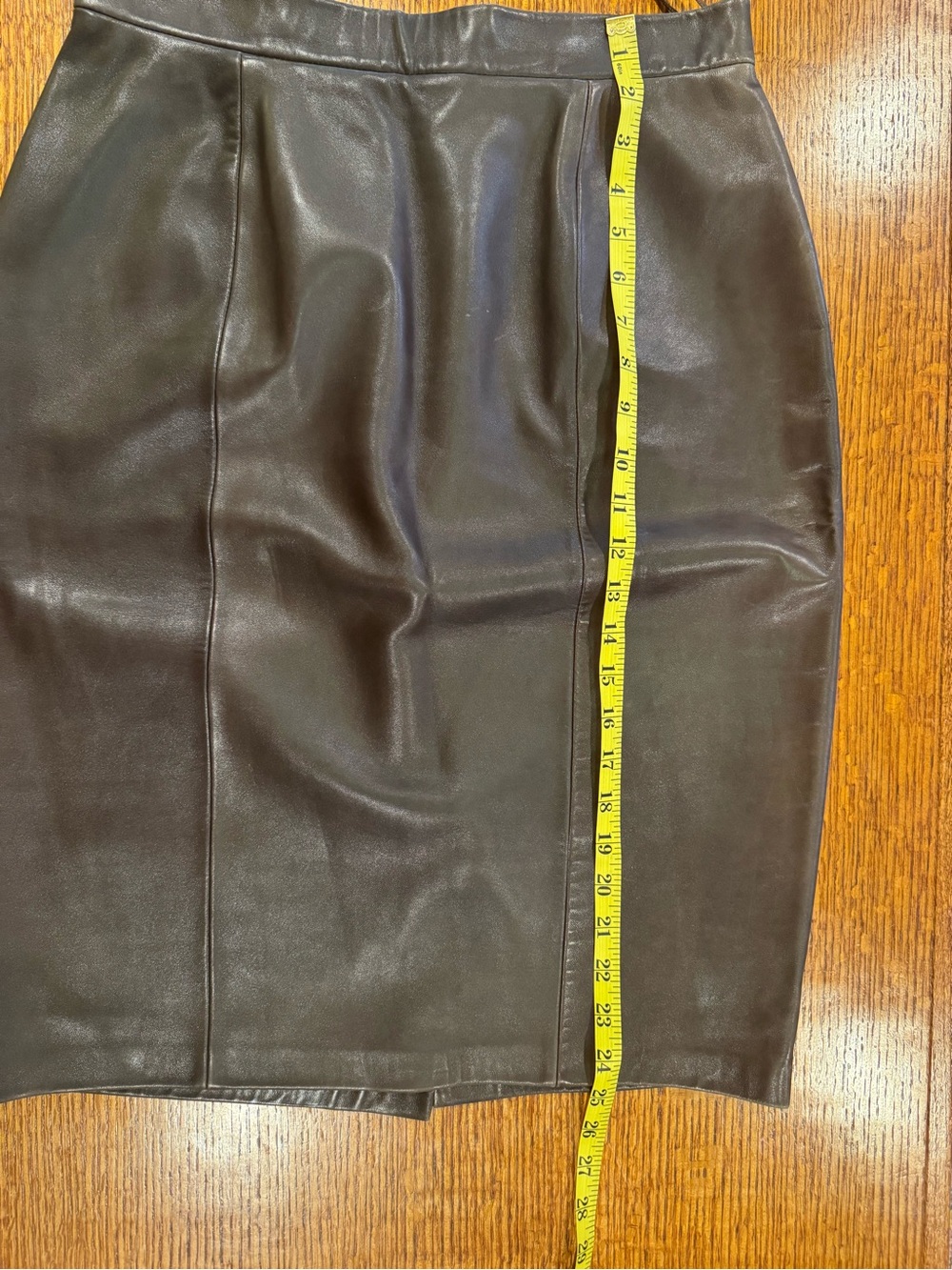St John Collection Leather Skirt - Picture 11 of 12